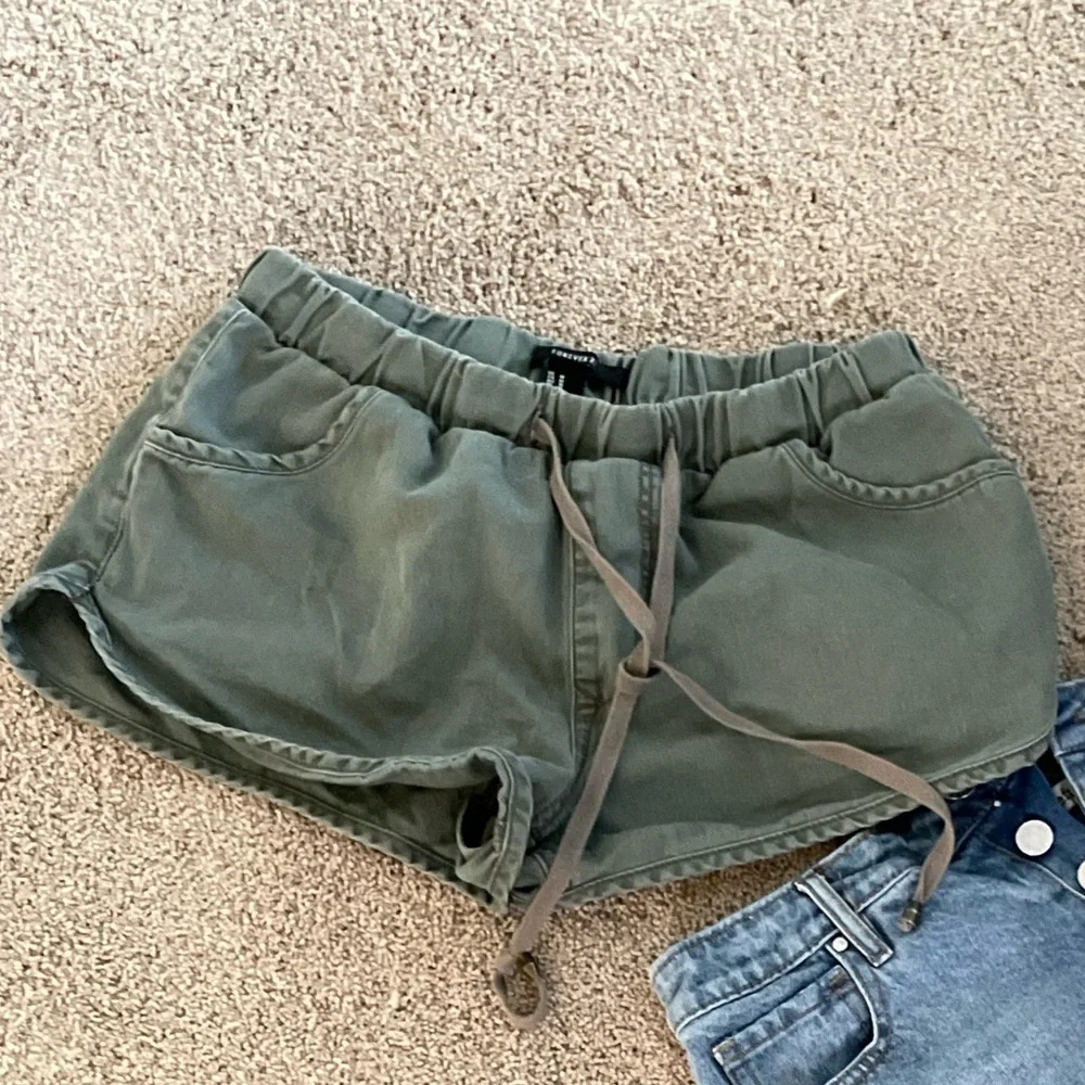 ShortShorts - Picture 1 of 1